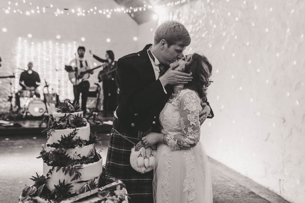 Ayrshire-Dalduff-Farm-Wedding-11