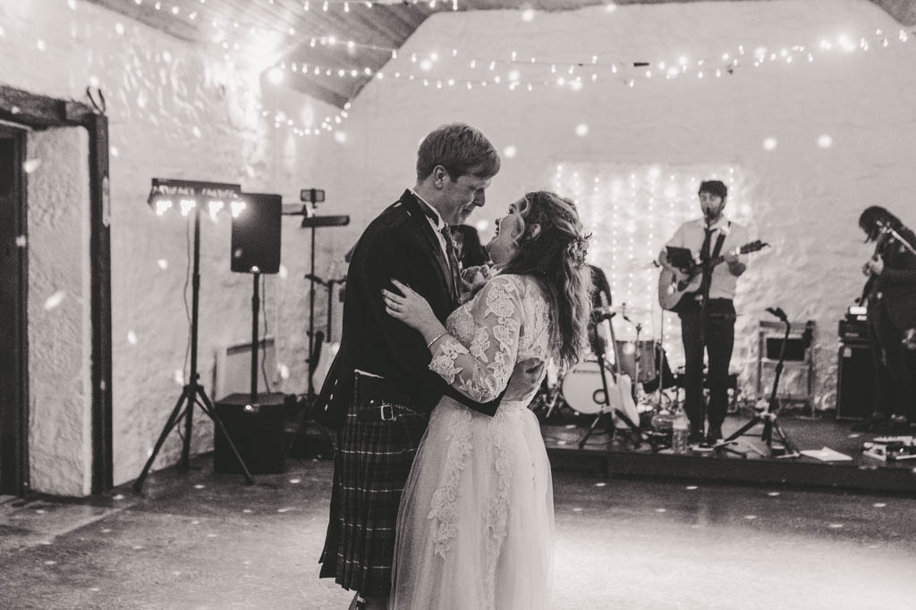 Ayrshire-Dalduff-Farm-Wedding-12